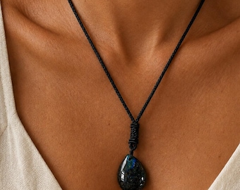 Handmade Labradorite Pendant Necklace – Black Braided Cord, Adjustable Knot, Iridescent Teardrop Stone, Boho Jewelry