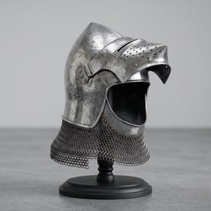 Handcrafted Medieval Hounskull Bascinet Helmet – Gothic Knight Helmet with Chainmail Aventail | 14th Century Steel Armor | Display Decor