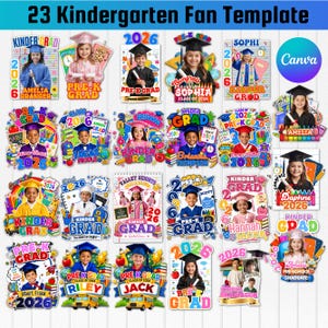 Puede incluir: Una colección de 23 plantillas de abanicos de jardín de infancia con niños con atuendo de graduación. Cada plantilla presenta la foto de un niño, su nombre y el año 2026. Los diseños incluyen bordes coloridos, birretes y las palabras "Kinder Grad" y "Pre-K Grad".