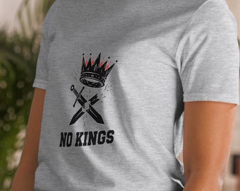 No Kings Rebellion T-Shirt: Broken Sword and Crown Graphic Streetwear Minimalist Gothic Tee
