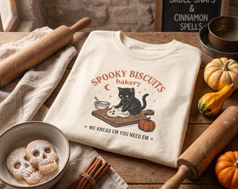 Camiseta Comfort Colors® Kitty Biscuits, camiseta de temporada espeluznante, camiseta de Halloween de gato negro, regalo de otoño para amantes de los gatos, camiseta vintage de calabaza horneando.