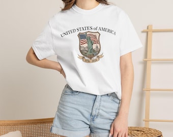 4th of July Shirt Statue of Liberty Vintage Patriotic USA 2026 Graphic Tee