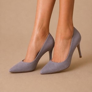 black dress purple heels Black Dress With Purple Heels