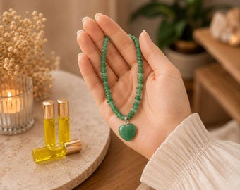 Natural Green Aventurine Necklace – Heart Chakra Crystal Jewelry with Aromatherapy Essence
