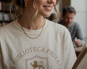 Mörk Academia-tröja, estetisk t-shirt med gamla pengar, privata bibliotekskomfortfärger 1717, vintage-tröja med litterära sällskap, renässanskonstkläder