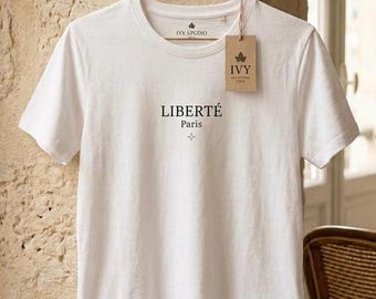 Liberte Paris T-shirt Minimalistisk, Fransk Estetisk T-shirt, Tyst Lyxig Bomullsskjorta, Parisiska Kläder, Trendig Sommartopp i Mjuk Stil, Chi
