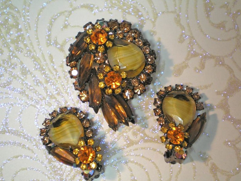 ON SALE D/&E aka Juliana Art Glass and Amber Demi Item No 15232