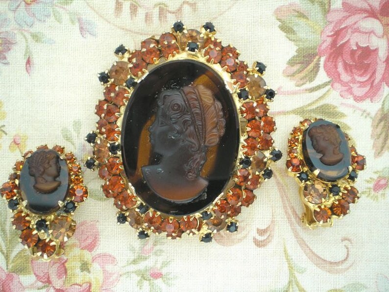 15149 ON SALE D/&E aka Juliana Topaz Cameo BroochEarrings Item No