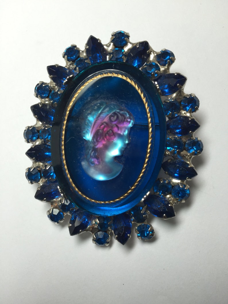 ON SALE D/&E aka Juliana Blue Glass Cameo Demi Parure Brooch and Bracelet Original Tag Item 17311