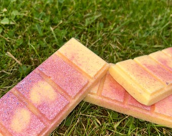 Nach Zitrone duftende Wachs schmilzt