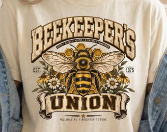 Vintage Beekeeper Shirt, Retro Honey Bee Tshirt, Botanical Garden Tee, Beekeeper Union Graphic, Nature Lover Gift