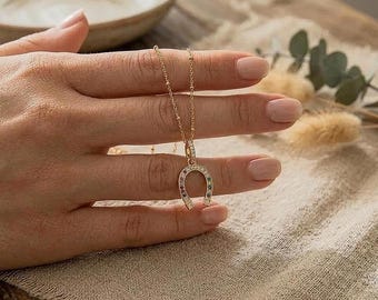 Minimal 18K Gold Plated Horseshoe Jewelry Necklace, Girf for Her, Cowbow Gift, Jockey Gift, Horse Lover Gift, Horse Rider Gift