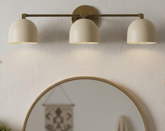 Moderne 3-flammige Waschtischleuchte aus Messing, minimalistische Wandleuchte für Badezimmer über Spiegel