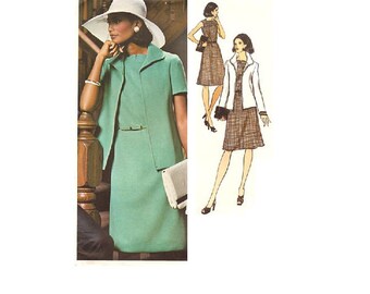 1970s Teal Traina A-line Dress Designer Vogue 1073 Americana Sewing Pattern Square Slit Neck Loose Fit Jacket Business Casual Uncut Bust 34