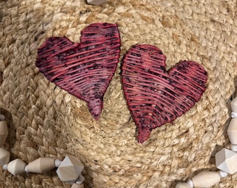 Berry Bloom Vine Hearts - Natural Willow Vine | Toy Chews for Rabbits and Small Animals | All Organic, Natural, & Healthy | Small Pet Chews