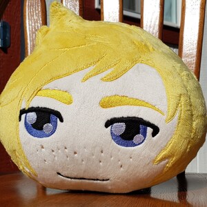 Final Fantasy XV - Giant Manjuu Plush