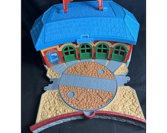 Thomas the Train & Friends Take Along Play Roundhouse Station Carry Case 2002