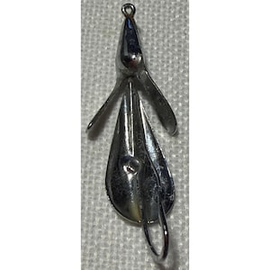 Fiskedrag med vingeformad propeller i metall, silverfärgad, enkelkrok, NB051