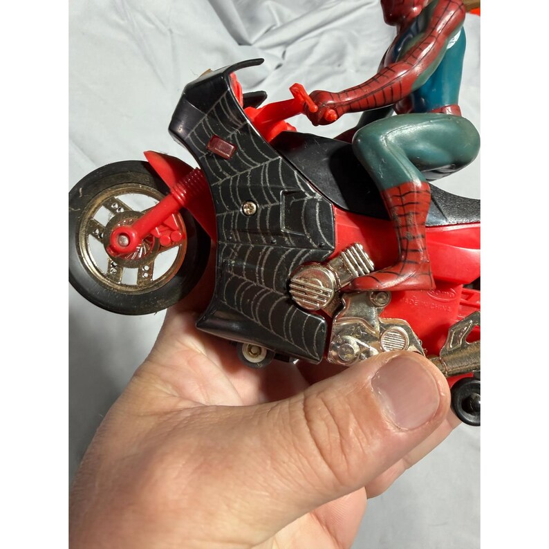 Vintage Spider-Man on Motorcycle Action Figure Toy Red Black Marvel Soma L856 image 8