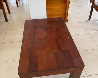 Mesa de centro minimalista Monarch Walnut