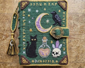 Haakpatroon voor een Halloween-boekomslag, PDF-bestand van een omslag voor een toverboek, patroon voor een boekomslag voor een heksengrimoire, PDF-bestand van een gotische omslag voor een magisch dagboek