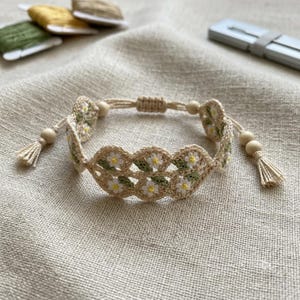 Daisy Crochet Bracelet Pattern, Embroidered Floral Lace, Boho Jewelry (PDF Pattern)