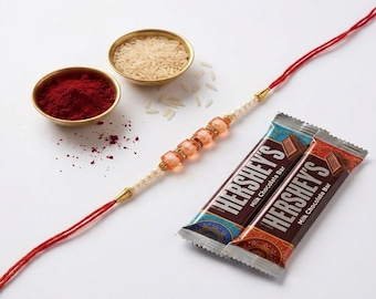 Rakhi di design color pesca per fratello / Rakhi elegante con perline con Roli Chawal / Set regalo Raksha Bandhan / Rakhi Online Consegna USA