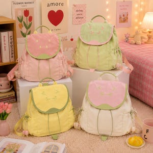 Söt jordgubbs-kawaii-skolväska, pastellfärgad reseryggsäck, japansk nylon-estetisk vardagsryggsäck för kvinnor