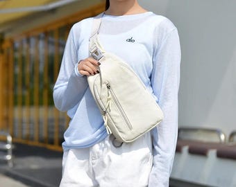 Crossbody Chest Sling Bag, Anti-Splash Travel Shoulder Pack
