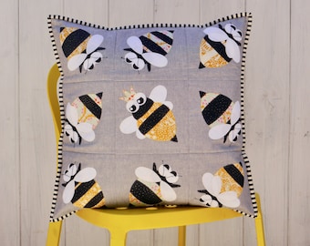 Queen Bee applique cushion PDF pattern