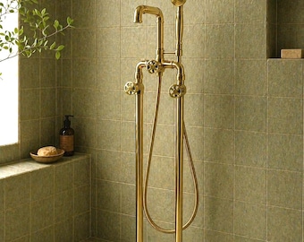Grifo de bañera independiente de latón sin lacar, estilo vintage para montaje en suelo.