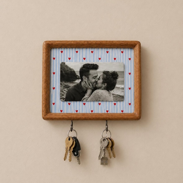 Personalized Photo Frame Key Holder · Picture Frame Key Rack · Housewarming Gift · Handmade in France · Wall Key Organizer