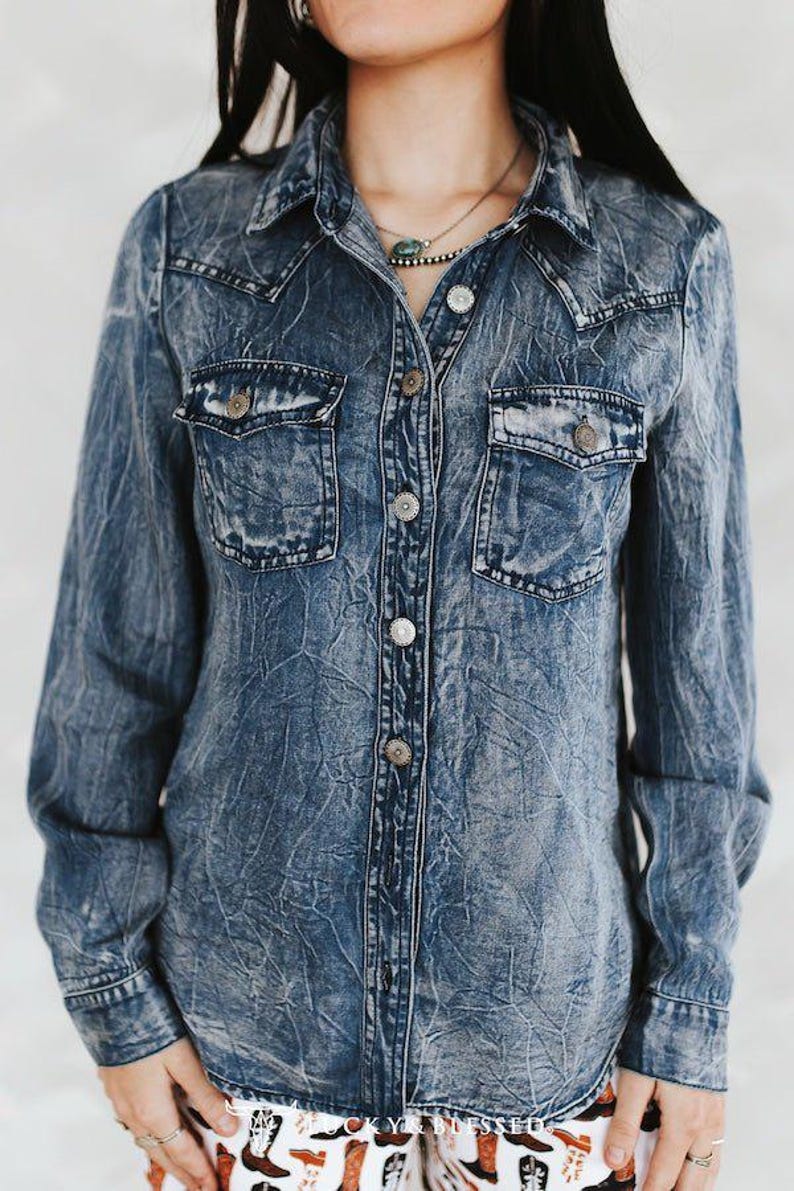 Vintage Blue Washed Western Denim Shirt – Concho Button Tencel Top