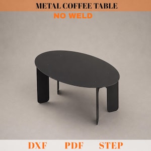 Peut inclure: Une table basse en métal noir avec un plateau ovale et quatre pieds. La table a un design minimaliste et le texte "METAL COFFEE TABLE NO WELD" est en haut. Le bas de l'image contient le texte "DXF PDF STEP".