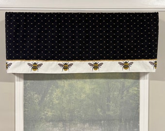 Bumble straight banded valance