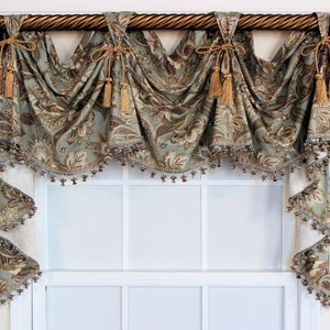 Jacobean victory valance swag with or without tassel trim and chairties in Black or Spa or Grey afbeelding 2