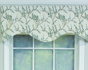 Bellcastle cornice valance