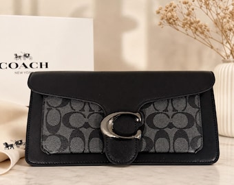 Coach Willow Signature Canvas Clutch Wallet Black | Designer Envelope Wallet with Turnlock Closure