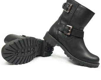 Men’s Motor Biker Boots Handmade Leather Motorcycle Riding Boots Heavy Duty Lace Up Engineer Style Boots with Anti-Slip Rubber Sole