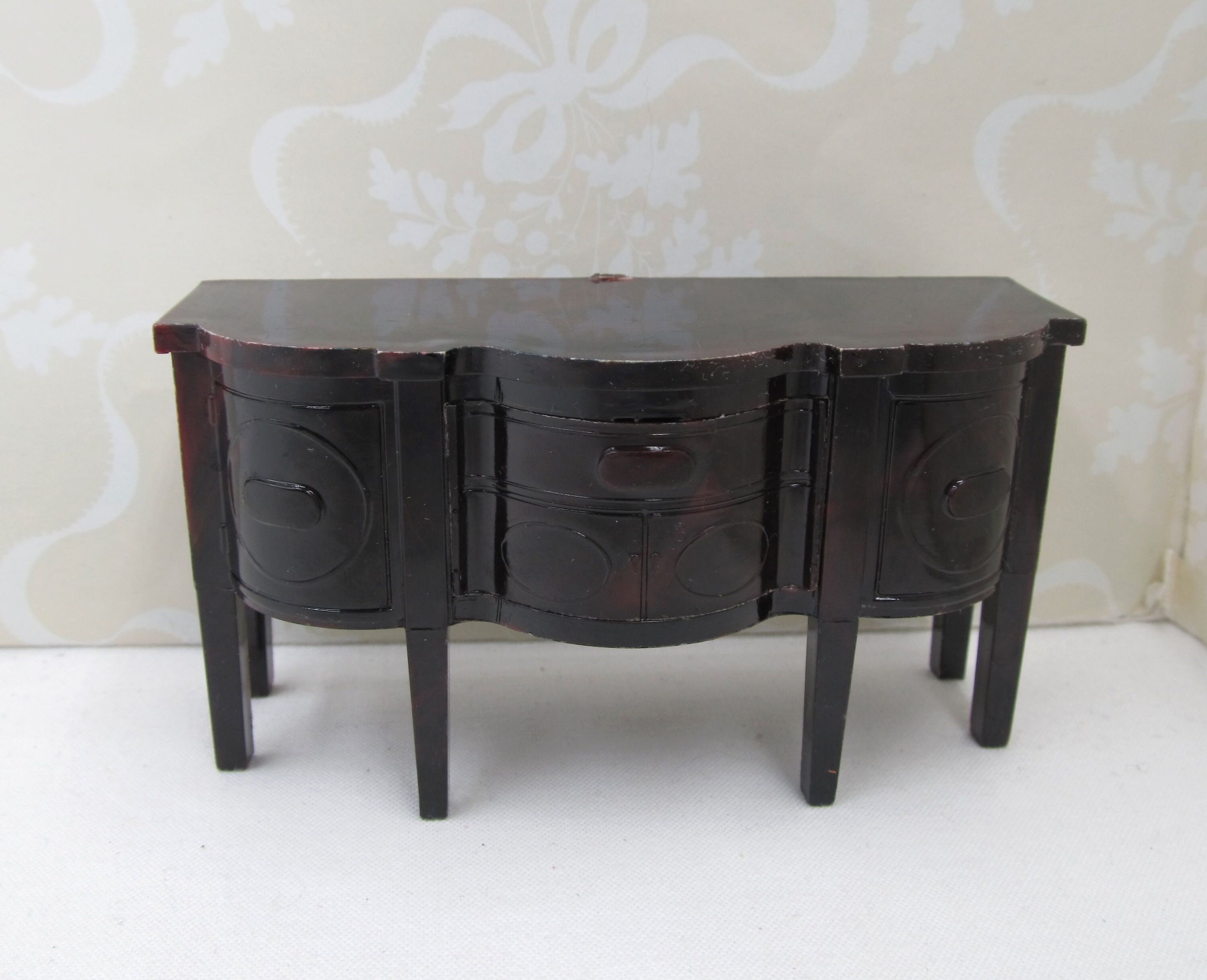 ideal dollhouse furniture