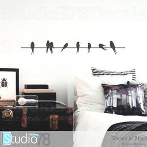 Adesivi murali Uccelli su un filo in vinile - Decorazione per la casa - Inseparabili - Passeri - Arte murale moderna - SALDI - Liquidazione - 36&quot;