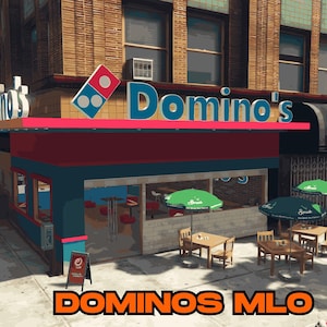 Può includere: Vista esterna di un ristorante Domino's con uno schema di colori rosso e blu. L'insegna presenta il logo e il testo Domino's. Tavoli con ombrelloni verdi sono allestiti all'esterno per la ristorazione. Il testo "DOMINOS MLO" è visualizzato in basso.