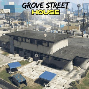 Può includere: Vista aerea di un edificio a due piani con la scritta "GROVE STREET HOUSE" in giallo e nero. L'edificio ha un tetto grigio scuro, pareti grigio chiaro e un piccolo campo da basket. Due tende da sole blu sono nel cortile.