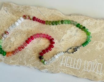 Collar de cuentas de piedras preciosas hecho a mano, degradado rosa y verde, joyería inspirada en la naturaleza