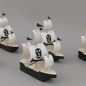 Wooden Ships Mini Skull Lightweight main image 1