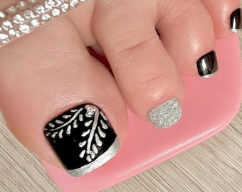 Unghie finte per i piedi nere e argento, stile French, per pedicure gotica di lusso, riutilizzabili, confezione da 24 pezzi, fatte a mano, con glitter botanici e arte 3D.