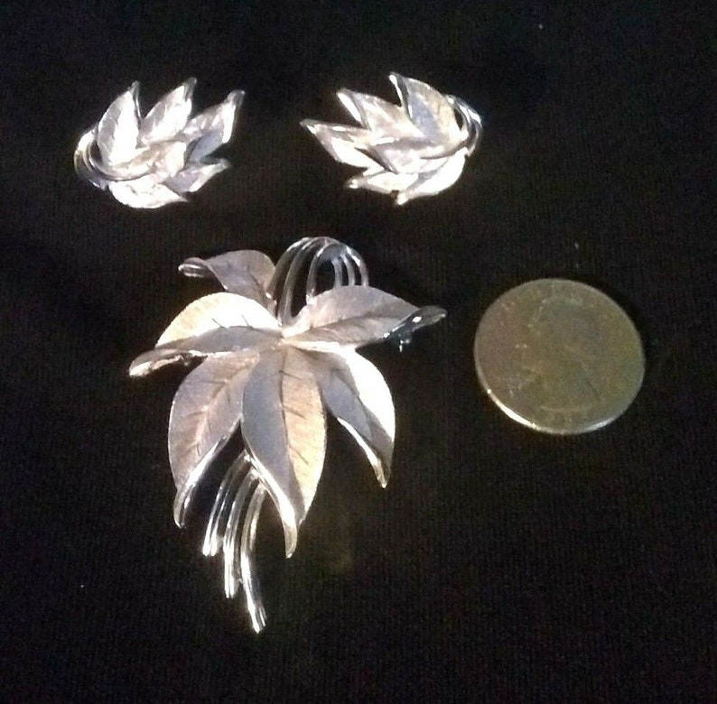 Vintage Crown Trifari brushed silver leaf brooch and earrings demi parure