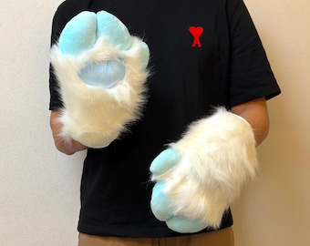 Custom Plush Goat Paw Gloves, Cute Kemono Sheep Hooves for Cosplay, Halloween Costume Accessories for Animal Lovers, Anime Convention Gift