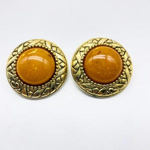 Butterscotch Bead Button Earrings Gold Tone Clip On Shield Classic Career Work