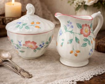 Juego de crema y azúcar Churchill England “Briar Rose” – Vajilla inglesa fina, diseño floral de Staffordshire